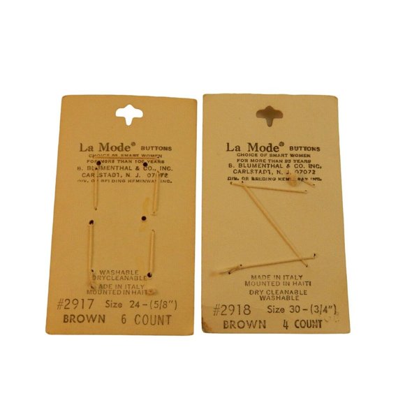 Vintage Lot of 24 Shank 2 & 4 Hole & Basket Weave Brown Buttons - Picture 10 of 12